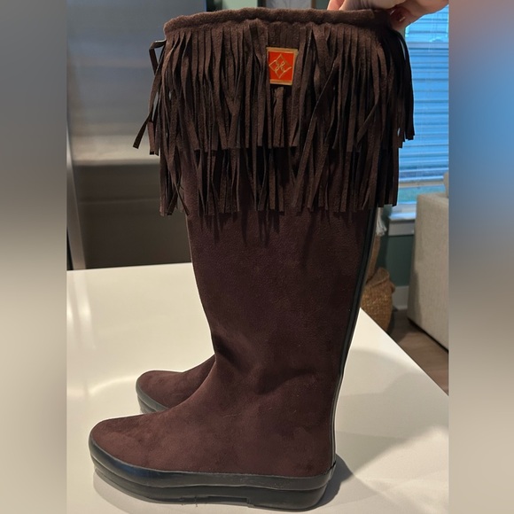 Dav Brown women’s  faux suede Fringe rubber rain boots size 7 - Picture 1 of 5